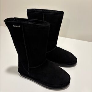 NEW BearPaw Women's Size 7 Black Classic Winter Boots
